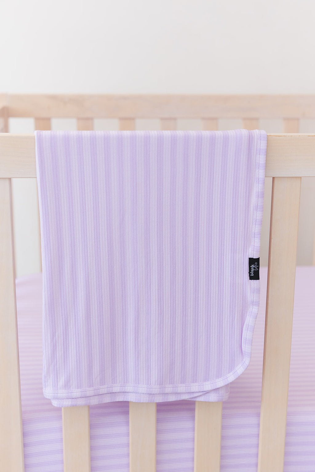 Amelia (ribbed) - Plush Blanket